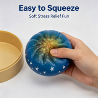 Balle anti-stress sensorielle artisanale sculptée à la main, en forme de dumpling, à extrusion et remontée lente sous pression, pour le Memorial Day aux États-Unis