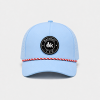 Casquette de course imperméable de haute qualité à 5 panneaux avec visière incurvée, logo en patch de caoutchouc PVC, corde, casquette de golf, casquette de baseball à trous découpés au laser