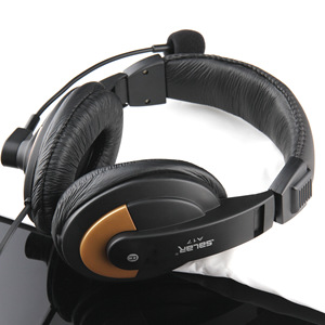 Auriculares Salar A17 Over-Ear con micrófono para juegos y uso en computadora - Product Image 1