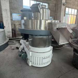 Yulong XGJ560/850 biyokütle dikey halka die ahşap pelet makine değirmen presleme basın peletleyici - Product Image 2