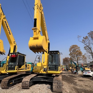 Excavadora sobre orugas hidráulica Komatsu PC270 de segunda mano de Japón de 27 toneladas, modelo 2010, capacidad de cubo de 1,3 m en buenas condiciones - Product Image 5