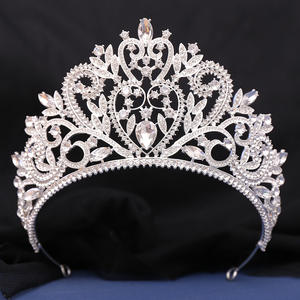มงกุฎคริสตัลรูปหัวใจขนาดใหญ่สำหรับงานเลี้ยงงานแต่งงานมงกุฎนางงามจักรวาลออกแบบได้เองแบบใหม่สุดโรแมนติก - Product Image 3