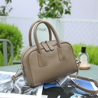 ODM&OEM 2026 Fabricant Personnalisé Sac Bowling Haut de Gamme en Cuir Véritable avec Fermeture Éclair, Sac Bandoulière Mini Carré Tendance pour Femme