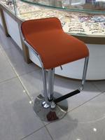 Chaise de bar luxueuse pivotante avec repose-pieds, en cuir PU rembourré, chaises de bar blanches pour club