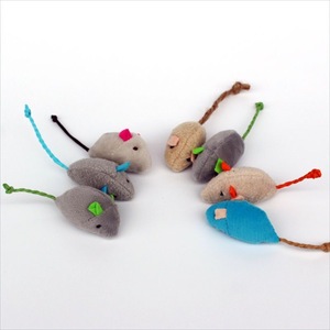 Realistic mint mouse <b>cat</b> toy, a fun and entertaining <b>plush</b> pet <b>cat</b> toy for chewing, scratching, and sharpening. - Product Image 4