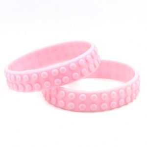 กำไลข้อมือซิลิโคนแบบกำหนดเอง พร้อมโลโก้สีนูน  รับดรอปชิป - Product Image 6