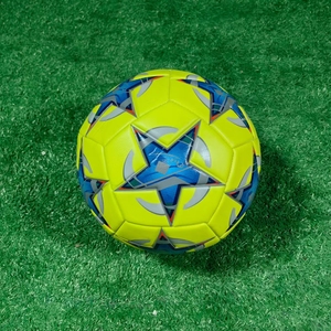 Balón de fútbol oficial de alta calidad, tamaño 5, para partidos y entrenamientos, uso en interiores/exteriores, con logo personalizado. - Product Image 6