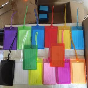 Étiquette de bagage souple en PVC transparent coloré personnalisée, imperméable, avec nom et carte d'identité, en matière plastique - Product Image 2