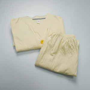 Conjuntos de pijamas de mujer de algodón orgánico 100% personalizados al por mayor, ropa de dormir de punto con cierre de botones ecológica para primavera y otoño - Product Image 4