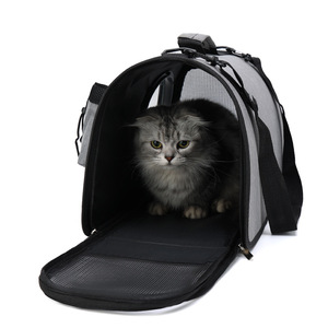 <b>Soft</b>-Sided Pet <b>Carrier</b> Oxford Fabric Breathable With Dome Window For <b>Cats</b> Up To 7Kg - Product Image 4