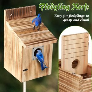 Nichoirs en bois écologiques avec entrée, protection métallique contre les prédateurs, loquet sécurisé, rainures pour jeunes oiseaux, nichoir en cèdre pour passerois bleus toutes saisons - Product Image 1