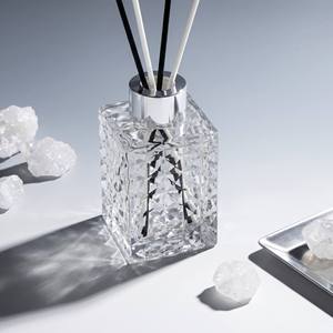Luxury Textured Glass <b>Reed</b> <b>Diffuser</b> Set Diamond Pattern <b>For</b> Modern Home Decor Wholesale Private Label Premium Metallic Set - Product Image 4