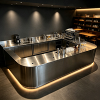 Comptoir de bar commercial en acier inoxydable de qualité alimentaire avec évier intégré sur mesure pour station de préparation de cocktails