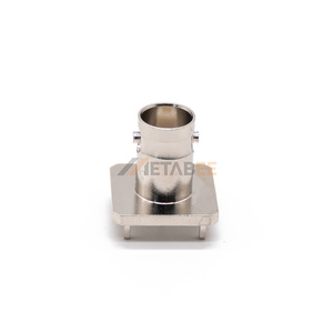 Connecteur coaxial RF BNC 50 ohms 4 GHz à 4 broches, à bride carrée, pour montage sur circuit imprimé, prises femelles droites - Product Image 2