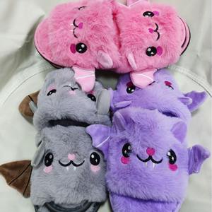 รองเท้าแตะฮาโลวีนค้างคาวสีเทาแบบข้ามพรมแดนรองเท้าแตะแบนหรูหราในบ้านสำหรับฤดูหนาวสำหรับการค้าต่างประเทศ - Product Image 2