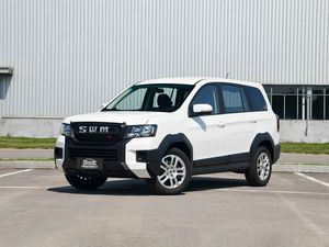 Nuevo SUV de Gasolina en Oferta, 7 Plazas, SWM Great Tiger con Transmisión Manual, Emisión Euro VI, Interior Oscuro - Product Image 2