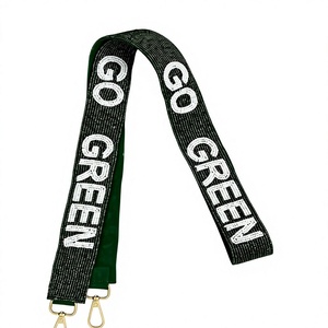 Cordon à perles vertes avec texte « Go Green » blanc et fermoir mousqueton en métal - Product Image 1