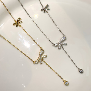 <span class=keywords><strong>Collana</strong></span> farfalla <span class=keywords><strong>con</strong></span> nodi farfalla tempestati di diamanti che la rendono una <span class=keywords><strong>collana</strong></span> lussuosa e Versatile per le donne N8000115 - Product Image 3