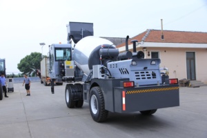 Selbst laden der Betonmischer LKW Mini Diesel Selbst ladende mobile Betonmischer LKW - Product Image 6