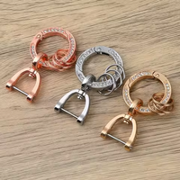 Collection de luxe exquise, porte-clés de voiture en métal incrusté de diamants, fermoir de sac, pendentif de voiture, sensation haut de gamme
