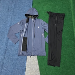 ชุดเสื้อฮู้ดแขนยาวสำหรับผู้ชายและผู้หญิงแบรนด์ใหม่ สีพื้น สไตล์สปอร์ตแคชชวล แบบซิป เหมาะสำหรับกิจกรรมกลางแจ้ง - Product Image 5