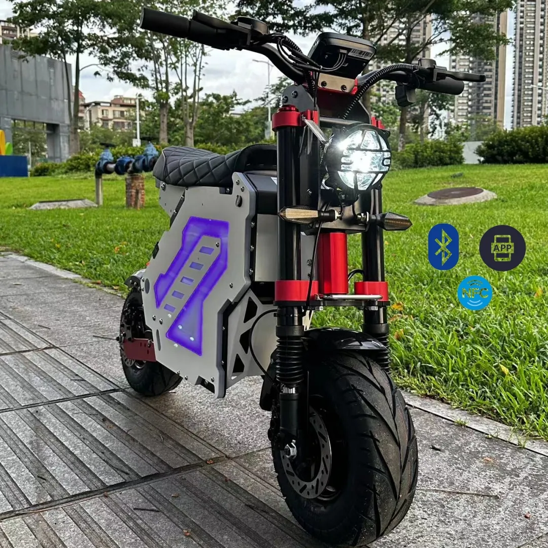 Impermeabile ad alta velocità due ruote 15000W 10000W NFC E scooter batteria rimovibile 50Ah velocità veloce 100KH 80MH scooter elettrico