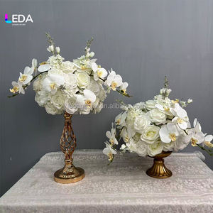 Bola de Flores de Phalaenopsis Blanca Hecha a Mano LEDA, Decoración Personalizada para Bodas y Eventos, Centros de Mesa para el Día de San Valentín, Flores Artificiales Suaves - Product Image 2