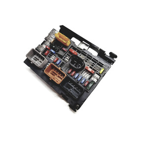 Boîte à fusibles du système électrique du moteur de haute qualité 9675878480 BSM R05, compatible avec <span class=keywords><strong>Citro</strong></span>ën Peugeot - Product Image 2