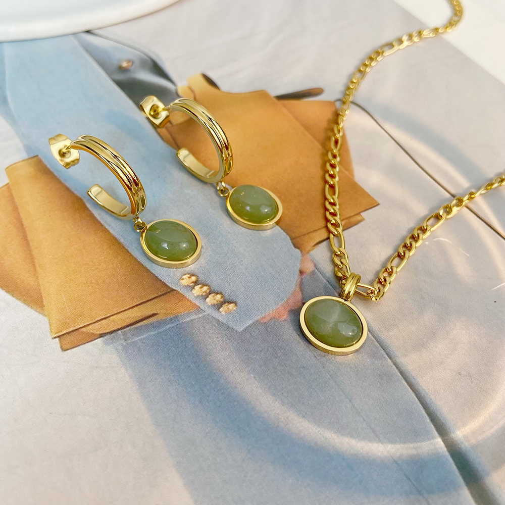 gold jade jewelry