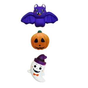 Il più nuovo giocattolo da pipistrello Squishy a lenta crescita in schiuma di zucca da spremere morbido fantasma di Halloween per bambini