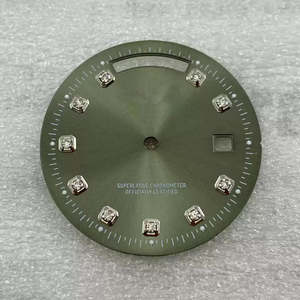8285 Dubbele Kalender Roestvrij Staal 31Mm Wijzerplaat Horloge Diamant Groen Lichtgevende Waterdichte Beweging Met Aangepaste Logo - Product Image 2
