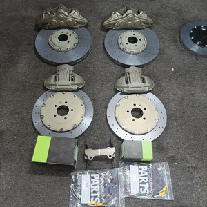 Kit <span class=keywords><strong>de</strong></span> Mejora <span class=keywords><strong>de</strong></span> Caliper <span class=keywords><strong>de</strong></span> <span class=keywords><strong>Freno</strong></span> Automático, <span class=keywords><strong>Disco</strong></span> <span class=keywords><strong>de</strong></span> <span class=keywords><strong>Freno</strong></span> <span class=keywords><strong>de</strong></span> Cerámica <span class=keywords><strong>de</strong></span> Carbono <span class=keywords><strong>de</strong></span> 330 mm y 440 mm para Audi E-TRON GT/S Cabrio Q2 Q2L Q3 Q4 Q5 Q5L - Product Image 4