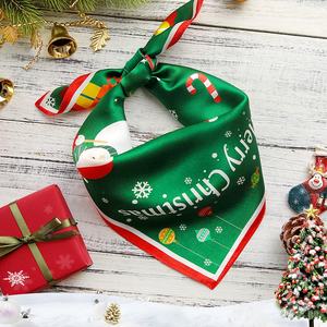 Bandanas imprimés personnalisés bon marché, impressions cerise, styles de <span class=keywords><strong>chien</strong></span> de Noël personnalisés - Product Image 1