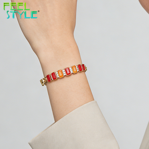 Bracelet <span class=keywords><strong>de</strong></span> tennis en acier inoxydable PVD or épais, couleur permanente, faible MOQ, personnalisé, avec zircon orange dégradé rectangulaire - Product Image 3