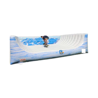 Simulateur de planche de surf et de snowboard gonflable en PVC commercial pour centres de divertissement intérieurs/extérieurs