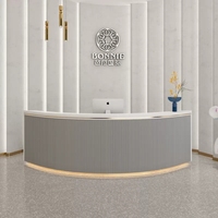 Bureau de réception en bois massif moderne sur mesure pour salon de coiffure, institut de beauté, hôtel, boutique médicale HOCHEY, mobilier commercial