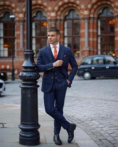 <span class=keywords><strong>Costume</strong></span> homme <span class=keywords><strong>italien</strong></span> à carreaux 2025, <span class=keywords><strong>costume</strong></span> homme, mariage, coupe ajustée, bal de promo, marié, Terno Masculino, blazer 3 pièces (veste + pantalon + gilet) - Product Image 2