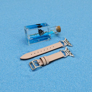 Correa de Reloj de Cuero <span class=keywords><strong>Rosa</strong></span> para <span class=keywords><strong>Apple</strong></span> <span class=keywords><strong>Watch</strong></span> Ultra 2 49mm 45mm 40mm, Correa para Reloj Inteligente con Adaptador Metálico y Accesorios Decorativos - Product Image 5