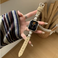 Bracelet de montre en perles style vintage pour Apple Watch 41 42 44 45 49 mm, bracelet de montre intelligente en velours côtelé avec design en perles