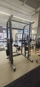 Machine <span class=keywords><strong>Smith</strong></span> en acier de qualité supérieure pour les entraînements de fitness professionnels en salle de sport et la musculation - Product Image 2