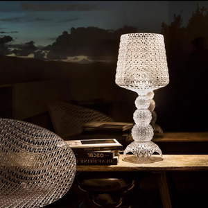 Lampe de table italienne moderne creuse pour salon, design verre à vin, KMT0001 - Product Image 3