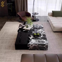Table Basse Carrée en Marbre, Design Italien Moderne YUSHI pour Villa Centrale, Meuble de Salon