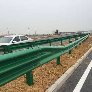 Barriere di collisione autostradale per strade rurali Anti-corrosione tre-Wave parapetti in acciaio travi ondulate colonne Guardrail pannelli - Product Image 6