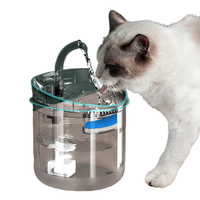 Fontaine à boire automatique à circulation pour animaux de compagnie en gros Distributeur d'eau pour chat en plastique à usage domestique