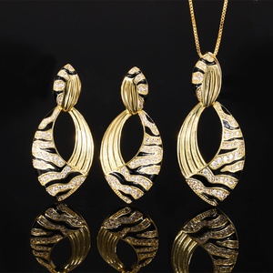 Wholesale Personality Eco-friendly Copper Micro Pave Zircon Gold Plated Fashion Party Jewelry <b>Set</b> for Women - Product Image 3