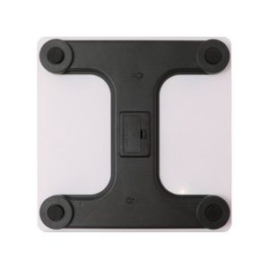 ميزان ذكي قابل للتخصيص بسعة 180 كجم يتحكم به عبر تطبيق مع شاشة LCD رقمية مضاءة خلفياً ووظيفة مؤشر كتلة الجسم ودعم OEM - Product Image 4