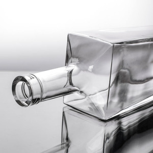 Bottiglia di Vetro Quadrata per Liquori 375 ML Rum 375ML Bottiglia Vuota per Vino - Product Image 3