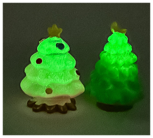 Kawai Juguetes Diy Figuras Adornos de Navidad Personalizados 3D Resina Muñeco de nieve Papá Noel Casa Pueblo Ciervo Árbol luminoso brillante - Product Image 6
