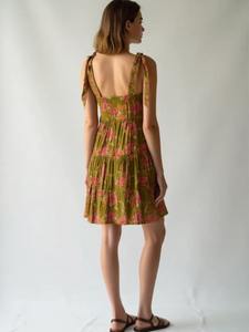 Robe courte à volants en coton pur de style bohème, best-seller, pour les festivals, les vacances à la plage ou les escapades de week-end, disponible à la vente - Product Image 4