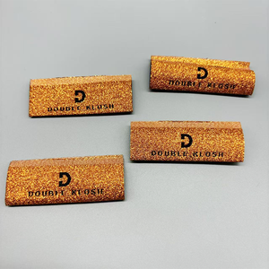 Las lujosas etiquetas tejidas para ropa con el logotipo personalizado dorado brillante, incluyendo etiquetas para camisas y etiquetas para jeans. - Product Image 5